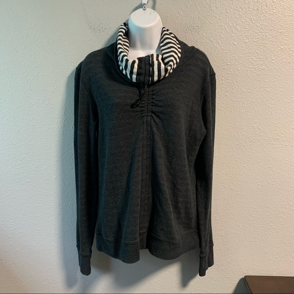 Reversible Lululemon Sweatshirt - Picture 1 of 10